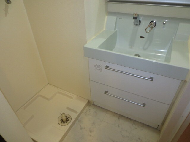 物件内観写真11　(洗面)