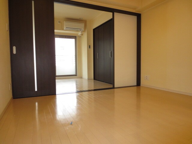 物件内観写真13　(居室)