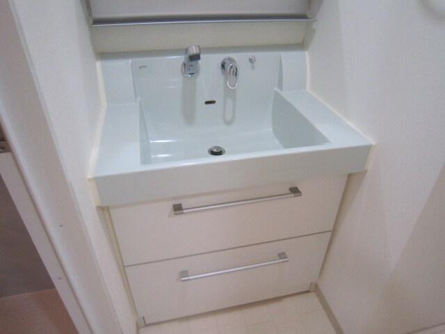 物件内観写真15　(洗面)