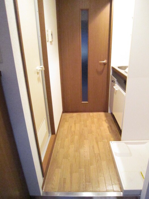 物件内観写真15　(廊下)