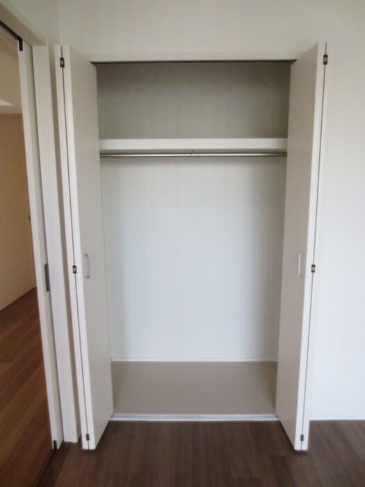 物件内観写真15　(収納)