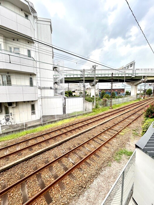 物件内観写真22　(室内からの展望)