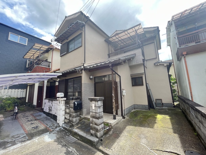 阪本町一戸建て
