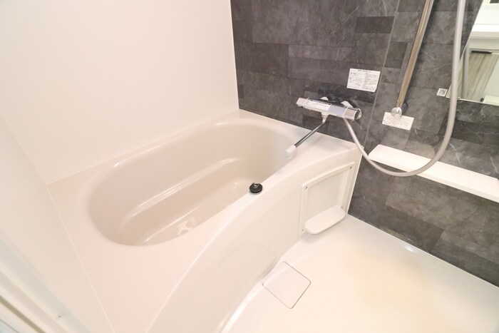 物件内観写真12　(バス／シャワールーム等)