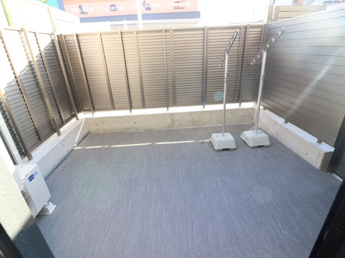 物件内観写真16　(ベランダ・バルコニー)