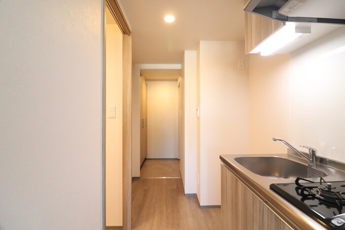 物件内観写真17　(廊下)