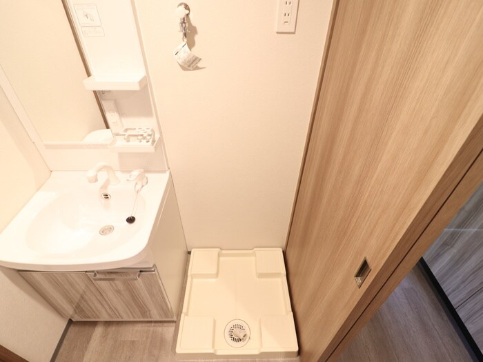 物件内観写真18　(洗濯機置場)