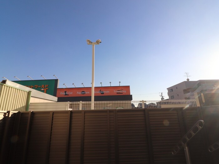 物件内観写真22　(室内からの展望)