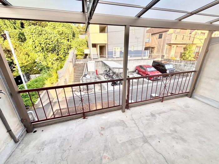 物件内観写真21　(室内からの展望)