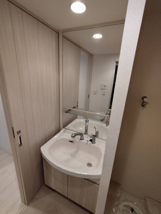 物件内観写真12　(洗面)