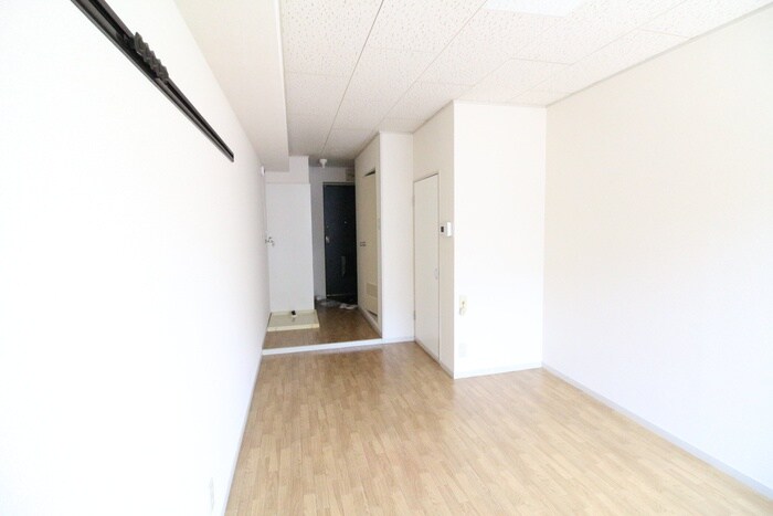 物件内観写真21　(居室)