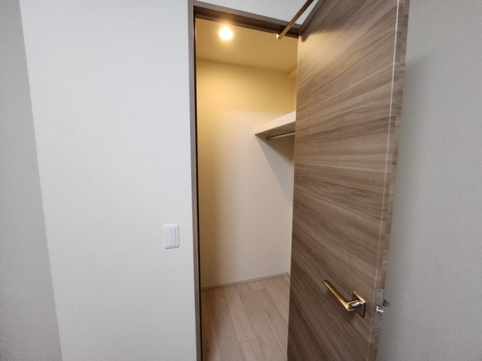 物件内観写真14　(収納)