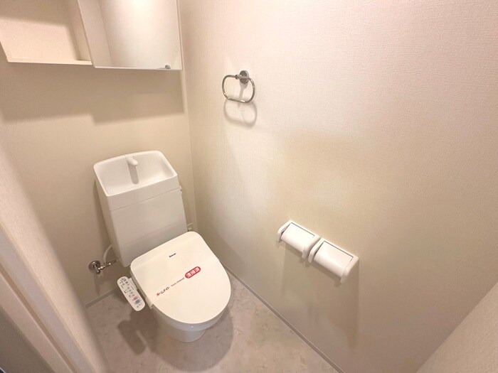 物件内観写真11　(トイレ)