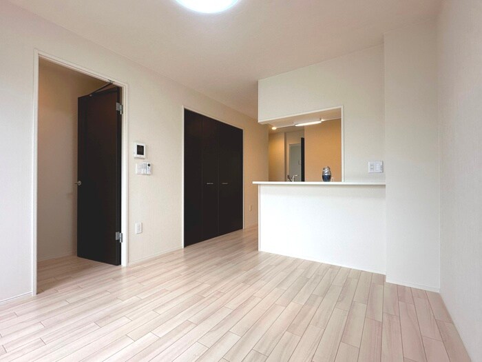 物件内観写真13　(居室)