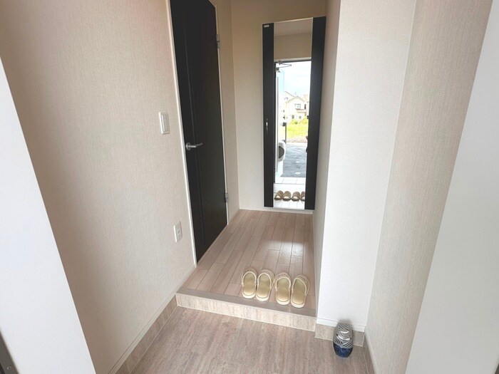 物件内観写真17　(廊下)