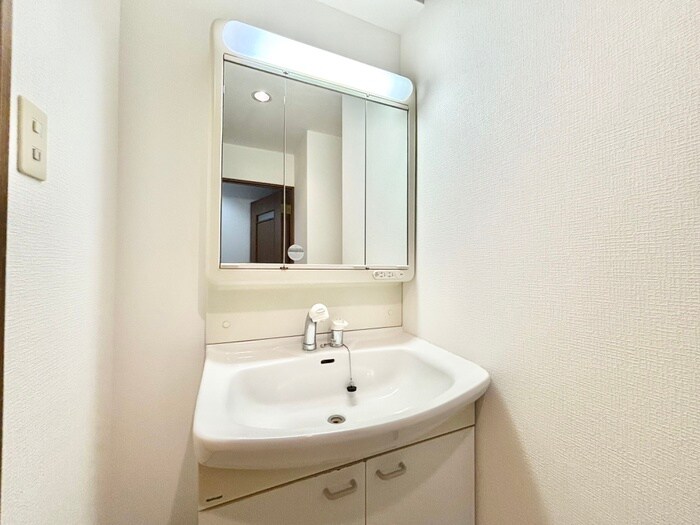 物件内観写真10　(洗面)