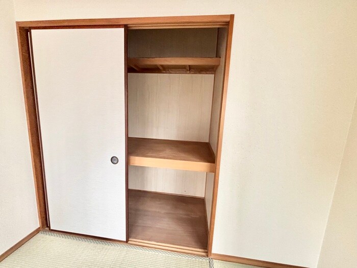 物件内観写真15　(収納)