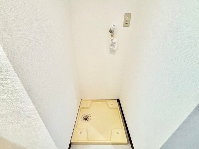 物件内観写真20　(洗濯機置場)