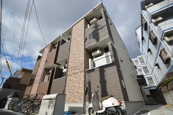 物件外観写真1　(外観写真)