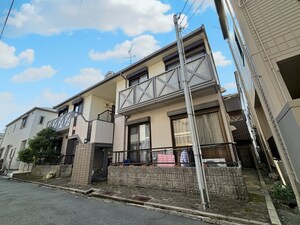 メクネス帝塚山外観写真