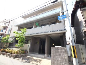 ヴィヴァーチェ井徳外観写真