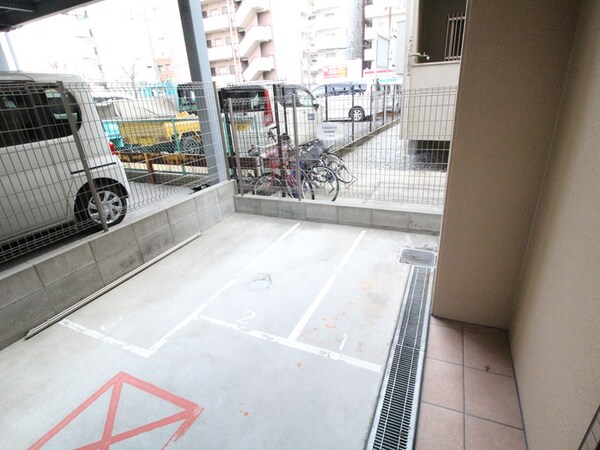 バイク置き場