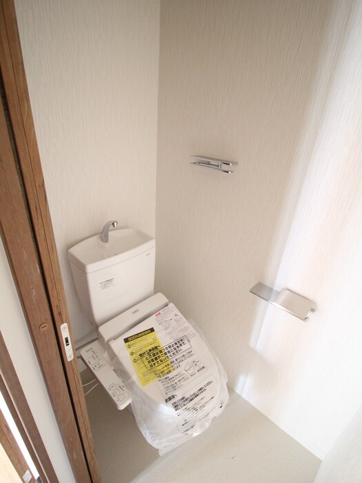 物件内観写真11　(トイレ)