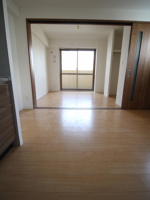 物件内観写真15　(居室)