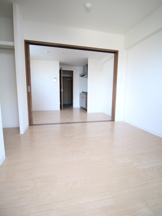 物件内観写真19　(居室)