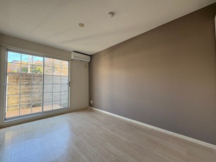 物件内観写真5　(居室)