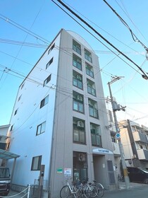 コートヴィエール新大阪の外観写真