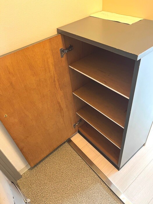 物件内観写真9　(靴箱)