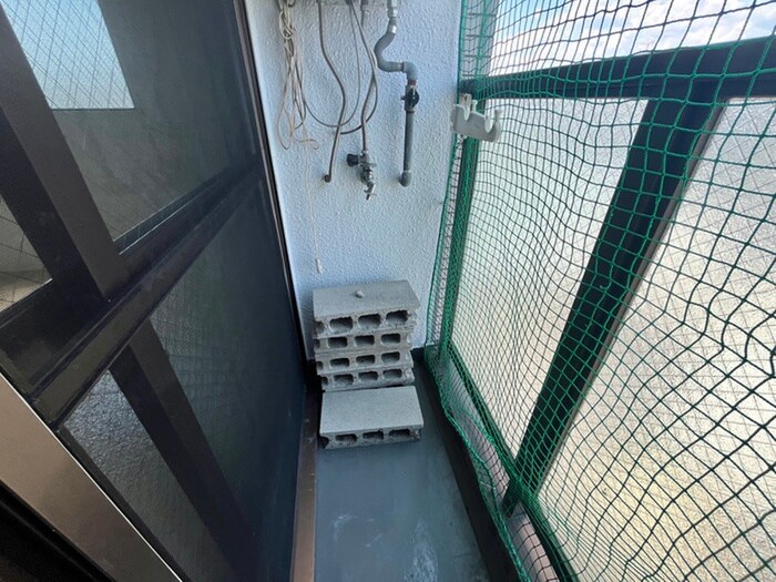 物件内観写真10　(洗濯機置場)