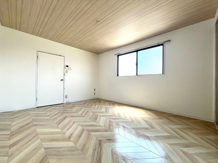 物件内観写真13　(居室)