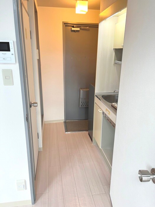 物件内観写真13　(廊下)