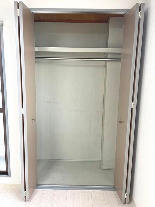 物件内観写真16　(収納)