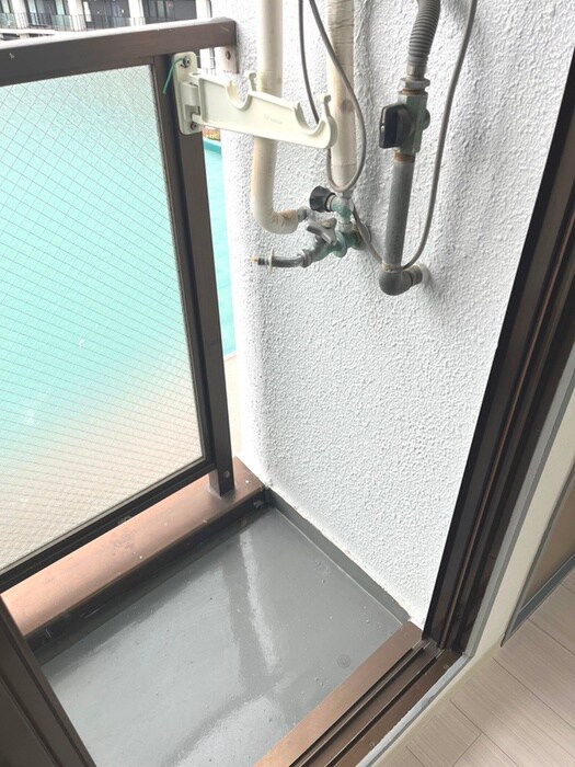 物件内観写真18　(洗濯機置場)