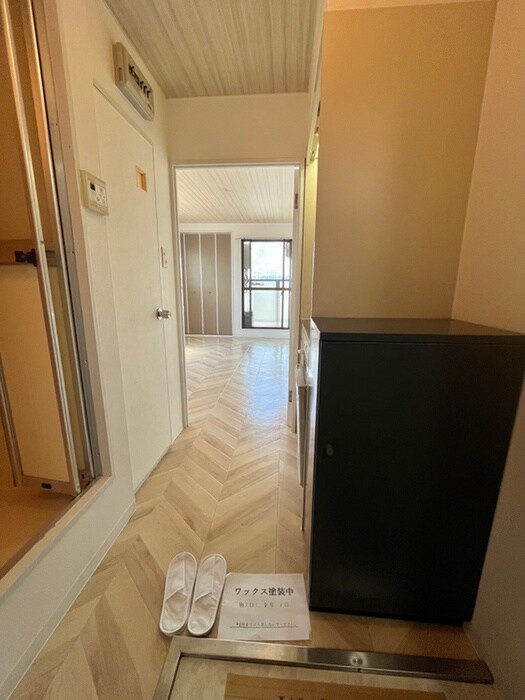 物件内観写真19　(廊下)