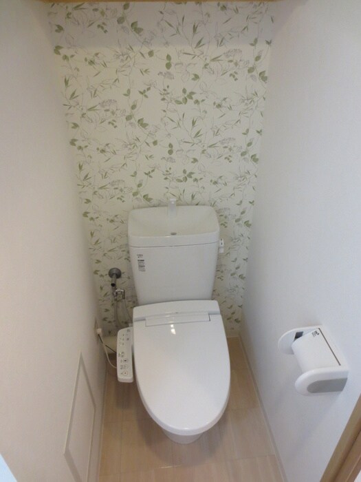 物件内観写真9　(トイレ)