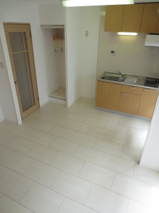 物件内観写真12　(居室)