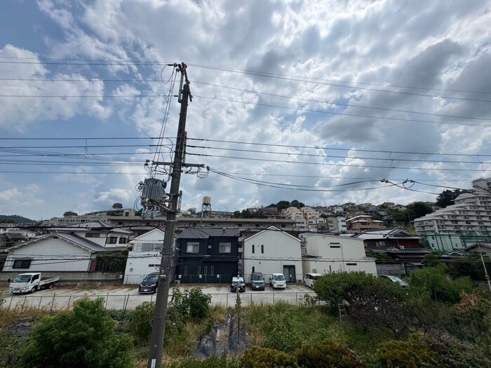 物件内観写真22　(室内からの展望)