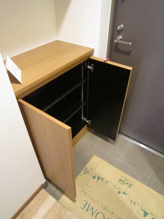 物件内観写真13　(靴箱)
