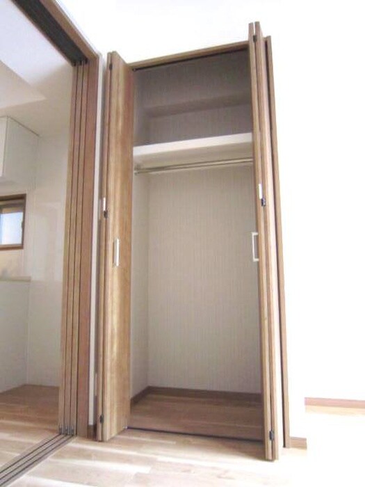 物件内観写真17　(収納)