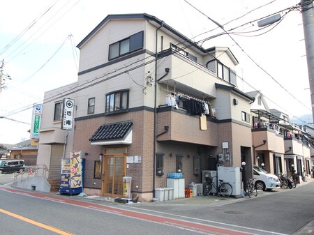 東山町店舗付住宅外観写真