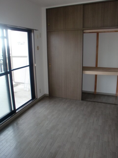 物件内観写真4　(内観写真)