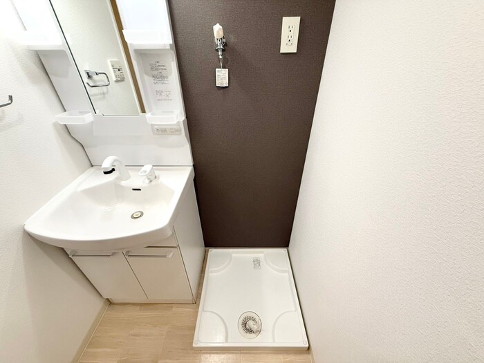 物件内観写真12　(洗濯機置場)