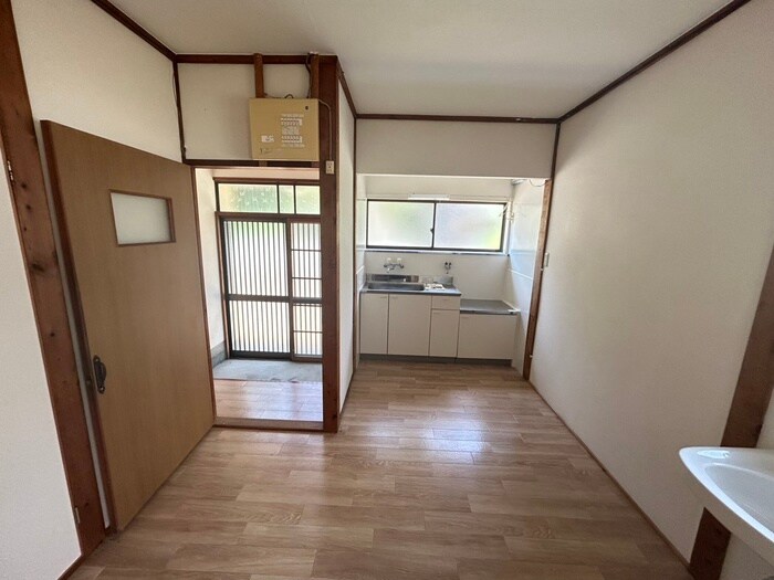 物件内観写真8　(内観写真)