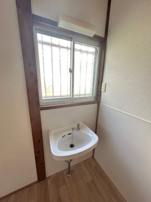 物件内観写真13　(洗面)