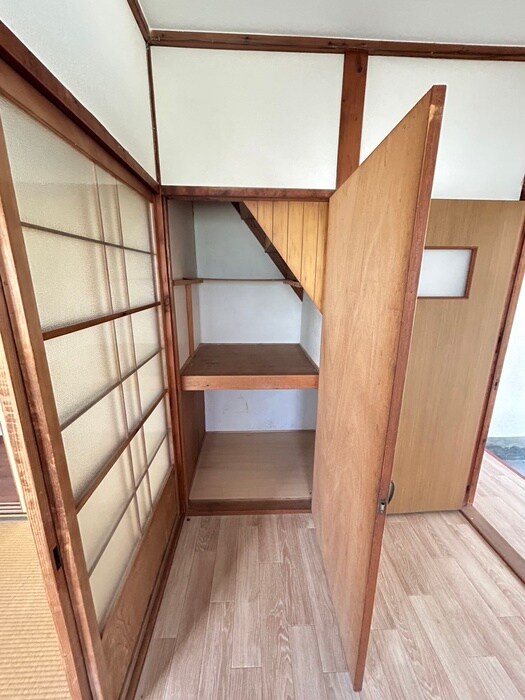 物件内観写真21　(収納)