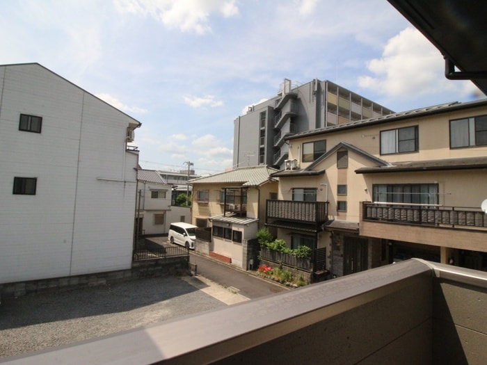 物件内観写真15　(室内からの展望)